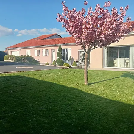 Maison A La Campagne * Valprivas